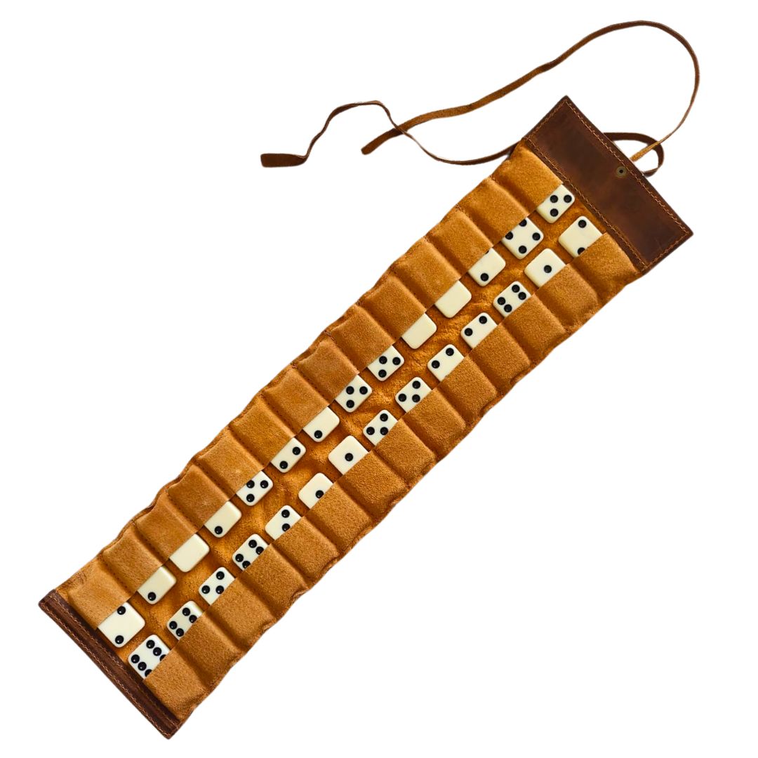 Dominó con funda de Cuero Personalizada