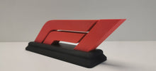Cargar imagen en el visor de la galería, Estatua de Formula 1
